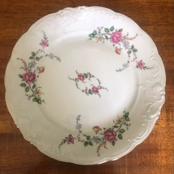 Vintage Wawel Poland Rose Garden 10 1/2" Dinner Plate - Picture 1 of 6